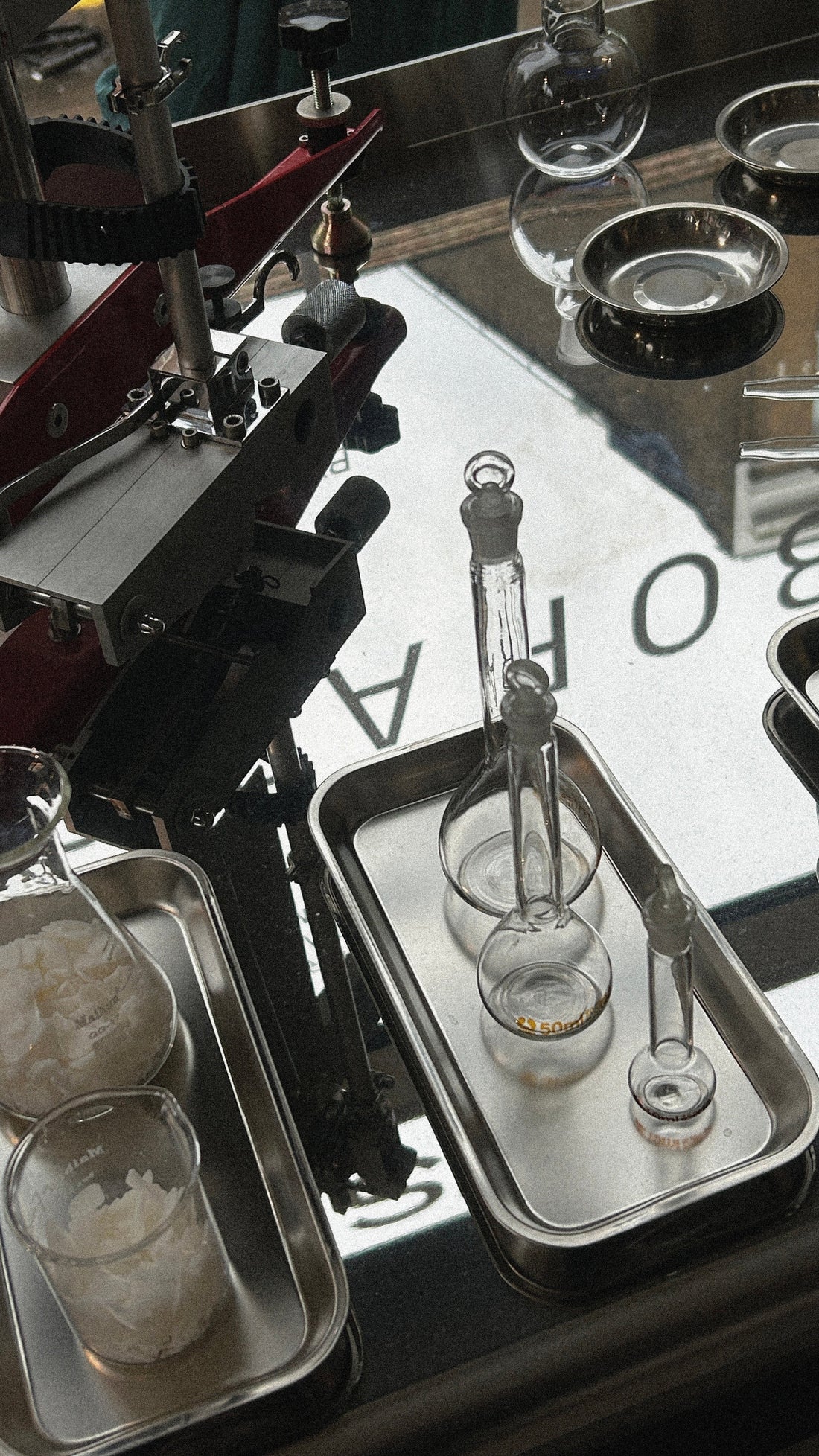 Hypochlorous Acid: The Science-Backed Ingredient Your Skin Will Love